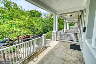 1821 Kilbourne Pl NW, Washington, DC 20010 - Photo 4