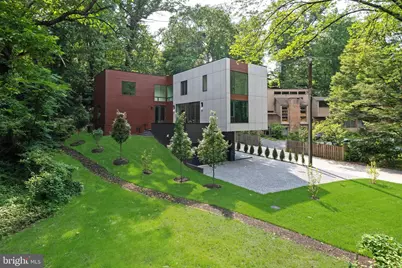 4656 Broad Branch Road NW, Washington, DC 20008 - Photo 2