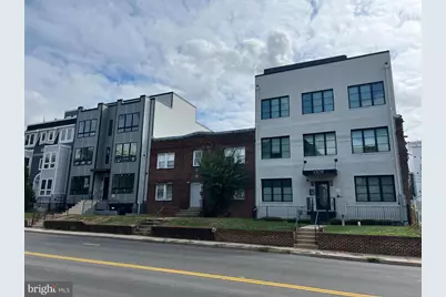 1013 17th Street NE, Washington, DC 20002 - Photo 2