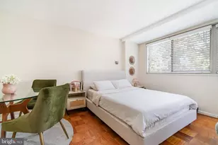 922 24th St NW, Washington, DC 20037 - Photo 8