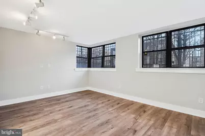 212 Oakwood Street SE #B5, Washington, DC 20032 - Photo 20