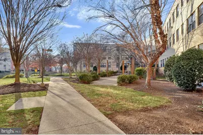 212 Oakwood Street SE #B5, Washington, DC 20032 - Photo 42