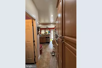 1121 8th Street NE, Washington, DC 20002 - Photo 14