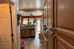 1121 8th St NE, Washington, DC 20002 - Photo 14