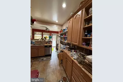 1121 8th Street NE, Washington, DC 20002 - Photo 12