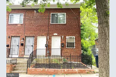 321 54th Street NE, Washington, DC 20019 - Photo 2