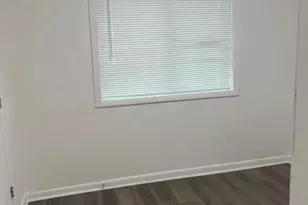 625A Chesapeake St SE, Washington, DC 20032 - Photo 8