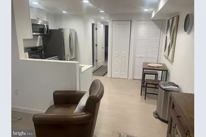 906 I Street SE #1, Washington, DC 20003 - Photo 6