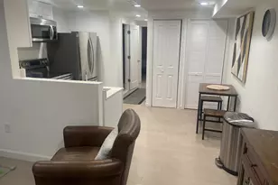 906 I St SE, Washington, DC 20003 - Photo 6