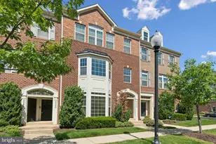 2506 Hurston Ln NE, Washington, DC 20018 - Photo 22