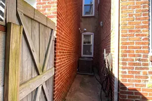 833 11th St NE, Washington, DC 20002 - Photo 16