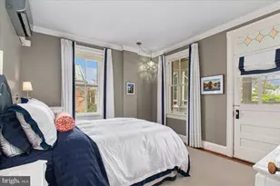 6 7th St SE, Washington, DC 20003 - Photo 18