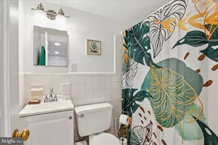 6 7th St SE, Washington, DC 20003 - Photo 32