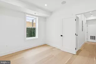 636 Edgewood St NE, Washington, DC 20017 - Photo 10