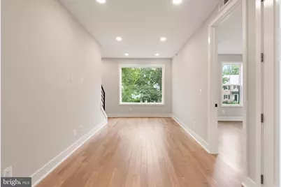 6008 34th Place NW, Washington, DC 20015 - Photo 32