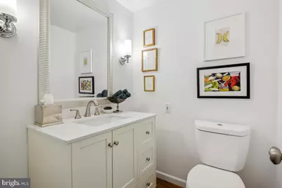 700 New Hampshire Avenue NW #116, Washington, DC 20037 - Photo 16