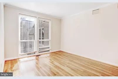 42 G Street SW, Washington, DC 20024 - Photo 22