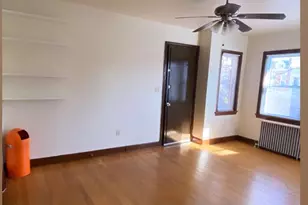 904 5th St NE, Washington, DC 20002 - Photo 2