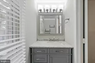 838 Hr Dr SE, Washington, DC 20032 - Photo 8