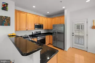1215 V St NW, Washington, DC 20009 - Photo 10