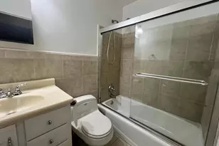 2400 41st St NW, Washington, DC 20007 - Photo 20