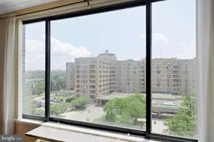 2501 Calvert St NW, Washington, DC 20008 - Photo 6