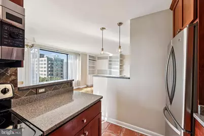 2501 Calvert Street NW #701, Washington, DC 20008 - Photo 16