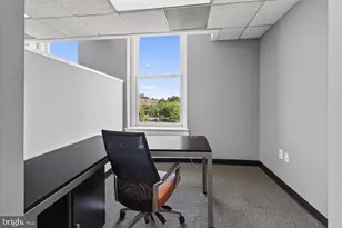 801 Pennsylvania Ave. SE, Washington, DC 20003 - Photo 18