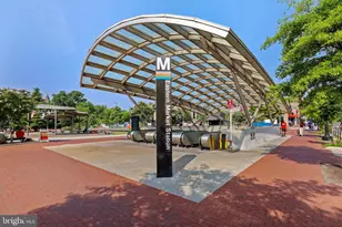 801 Pennsylvania Ave. SE, Washington, DC 20003 - Photo 2