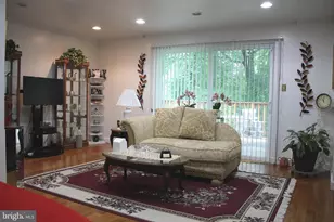 1902 Valley Terrace SE, Washington, DC 20032 - Photo 8