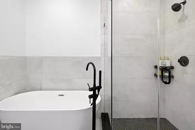 1364 Newton Street NW #1, Washington, DC 20010 - Photo 32