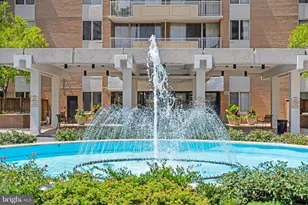 3001 Veazey Terrace NW, Washington, DC 20008 - Photo 1