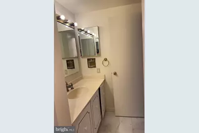 2555 NW Pennsylvania Avenue NW #919, Washington, DC 20037 - Photo 18