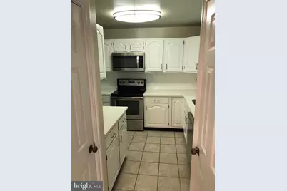 1230 Eton Court NW #T26, Washington, DC 20007 - Photo 8