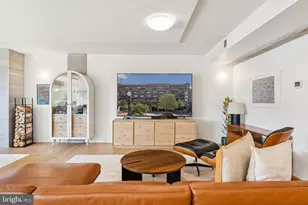 1015 33rd Street NW, Washington, DC 20007 - Photo 8