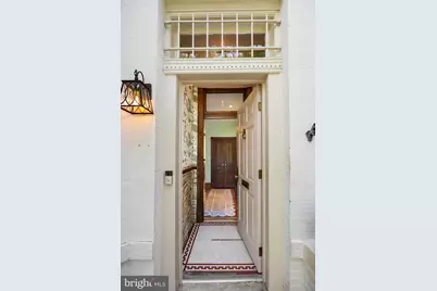520 G Street NE, Washington, DC 20002 - Photo 2