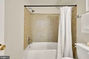 1458 Fairmont St NW, Washington, DC 20009 - Photo 22