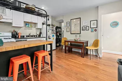 304 2nd Street SE, Washington, DC 20003 - Photo 2