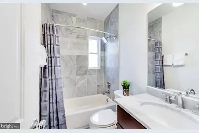 726 Girard Street NW #2, Washington, DC 20001 - Photo 12
