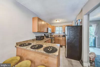 1142 Barnaby Terrace SE, Washington, DC 20032 - Photo 4