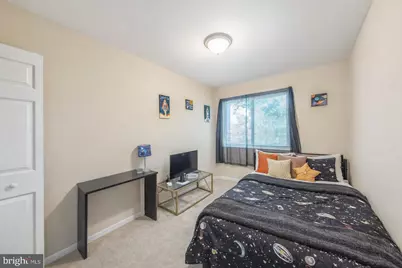 1142 Barnaby Terrace SE, Washington, DC 20032 - Photo 8