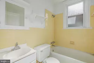 513 10th St SE, Washington, DC 20003 - Photo 18
