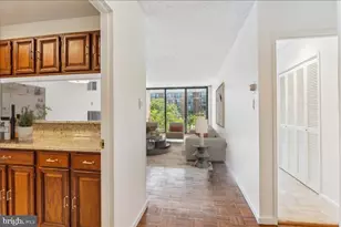 2555 Pennsylvania Ave NW, Washington, DC 20037 - Photo 1