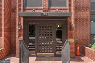 1318 22nd St NW, Washington, DC 20037 - Photo 2