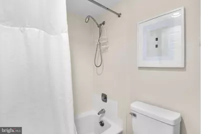 1318 22nd Street NW #101, Washington, DC 20037 - Photo 16