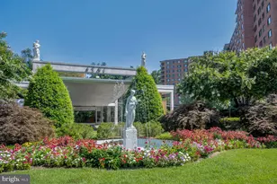 4201 Cathedral Ave NW, Washington, DC 20016 - Photo 20