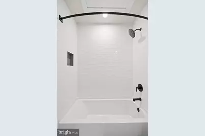 733 8th Street SE #01, Washington, DC 20003 - Photo 10