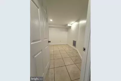 1223 Pennsylvania Avenue SE, Washington, DC 20003 - Photo 4