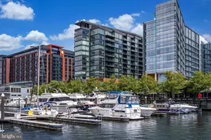 430 M St SW, Washington, DC 20024 - Photo 2