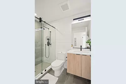 733 8th Street SE #02, Washington, DC 20003 - Photo 14